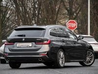 Gebraucht BMW 330 Luxury Line 258 PS (189 kW) 2021 Grau Kombi