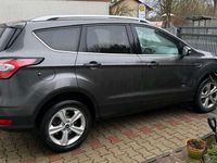 Gebraucht Ford Kuga Titanium 179 PS (131 kW) 2017 Grau SUV
