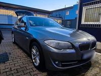 Gebraucht BMW 520 184 PS (135 kW) 2011 Grau Kombi