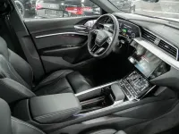 Gebraucht Audi e-tron S-Line 264 kW (360 PS) 2021 Gletscherweiß metallic SUV