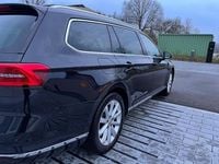 Gebraucht VW Passat Highline 150 PS (110 kW) 2017 Schwarz Limousine