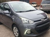 Gebraucht Hyundai i10 Classic 67 PS (49 kW) 2015 Grau Kleinwagen