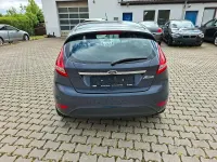 Gebraucht Ford Fiesta Titanium 82 PS (60 kW) 2012 Grau Kleinwagen