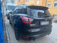 Gebraucht Ford Kuga 150 PS (110 kW) 2019 Schwarz SUV