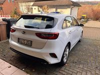 Gebraucht Kia Ceed Edition 7 101 PS (74 kW) 2021 Weiß Kleinwagen