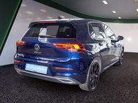 Gebraucht VW Golf VIII Style 131 PS (96 kW) 2022 Blau / atlantik blue Limousine