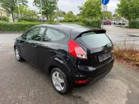 Gebraucht Ford Fiesta 60 PS (44 kW) 2013 Schwarz Kleinwagen