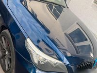 Gebraucht BMW 520 163 PS (119 kW) 2007 Blau Limousine