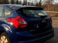 Gebraucht Ford Focus Trend 101 PS (74 kW) 2014 Blau Limousine