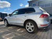 Gebraucht VW Touareg 239 PS (175 kW) 2010 Silber SUV