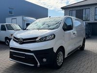 Gebraucht Toyota Proace 144 PS (105 kW) 2022 Weiß Van / Kleinbus
