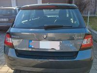 Gebraucht Skoda Fabia 60 PS (44 kW) 2016 Grau Limousine