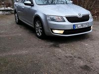 Gebraucht Skoda Octavia RS 150 PS (110 kW) 2015 Silber Kleinwagen