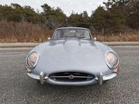 Gebraucht Jaguar E-Type 265 PS (194 kW) 1963 Silber Coupé