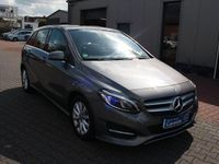 Gebraucht Mercedes B180 Style 122 PS (89 kW) 2018 Grau Kleinwagen