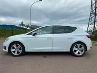 Używany Seat Leon FR 150 KM (110 kW) 2015 Biały Sedan/Limuzyna