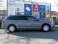 Gebraucht VW Passat Basis 150 PS (110 kW) 2023 Grau Kombi