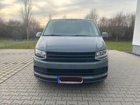 Gebraucht VW T6 150 PS (110 kW) 2017 Grau Van
