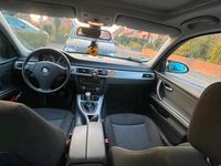 Gebraucht BMW 320 170 PS (125 kW) 2008 Grau Limousine