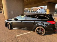 Gebraucht Ford Focus 150 PS (110 kW) 2016 Schwarz Kombi