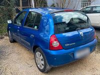 Gebraucht Renault Clio II 75 PS (55 kW) 2007 Blau Kleinwagen