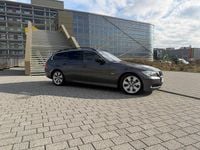Gebraucht BMW 325 197 PS (144 kW) 2008 Grau Kombi