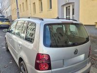 Gebraucht VW Touran 140 PS (102 kW) 2009 Silber Van / Kleinbus