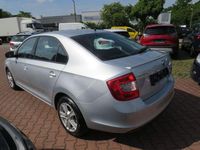 Gebraucht Skoda Rapid 96 PS (70 kW) 2014 Grau Kleinwagen
