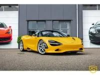 Gebraucht McLaren 750S 751 PS (552 kW) 2024 Gelb Cabrio