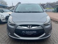 Gebraucht Hyundai ix20 Edition 90 PS (66 kW) 2011 Grau Kleinwagen