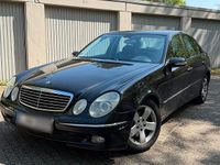 Gebraucht Mercedes E240 177 PS (130 kW) 2005 Schwarz Limousine