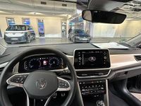 Second-hand VW T-Roc Move 149 CP (109 kW) 2023 Negru SUV