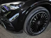 Gebraucht Mercedes GLC450 AMG 367 PS (269 kW) 2025 Metalliclack obsidianschwarz SUV