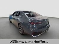 Gebraucht BMW 740 286 PS (210 kW) 2025 Dravitgrau metallic (metallic) Limousine