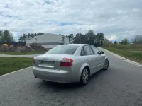 Używany Audi A4 131 KM (96 kW) 2001 Srebrny Sedan/Limuzyna