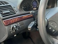 Gebraucht Mercedes E240 Elegance 177 PS (130 kW) 2003 Silber Limousine