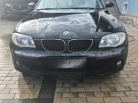 Gebraucht BMW 118 122 PS (89 kW) 2006 Schwarz Kleinwagen