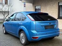 Usata Ford Focus 125 CV (91 kW) 2010 Blu Utilitaria