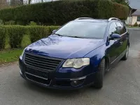 Gebraucht VW Passat 140 PS (102 kW) 2005 Blau Kombi