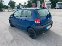 Gebraucht VW Fox 54 PS (39 kW) 2006 Blau Kleinwagen