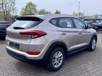 Gebraucht Hyundai Tucson GO! 177 PS (130 kW) 2017 Silber SUV