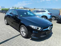 Gebraucht Mercedes A180 136 PS (100 kW) 2019 Schwarz Limousine