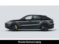 Neu Porsche Cayenne Turbo E-Hybrid 740 PS (544 kW) 2026 Schwarz SUV