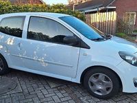 Second-hand Renault Twingo 75 CP (55 kW) 2012 Alb Hatchback