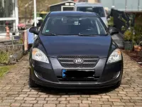 Usado Kia Ceed 109 CV (80 kW) 2008 Gris Utilitario