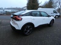 Gebraucht Citroën C4 Feel 131 PS (96 kW) 2023 Weiß Limousine