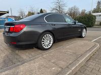 Gebraucht BMW 730 245 PS (180 kW) 2009 Schwarz Limousine