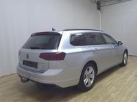 Gebraucht VW Passat Style 200 PS (147 kW) 2022 Silber Kombi