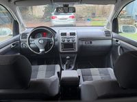 Gebraucht VW Touran 140 PS (102 kW) 2009 Weiß Van / Kleinbus