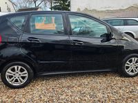 Gebraucht Mercedes A180 109 PS (80 kW) 2011 Schwarz Van / Kleinbus